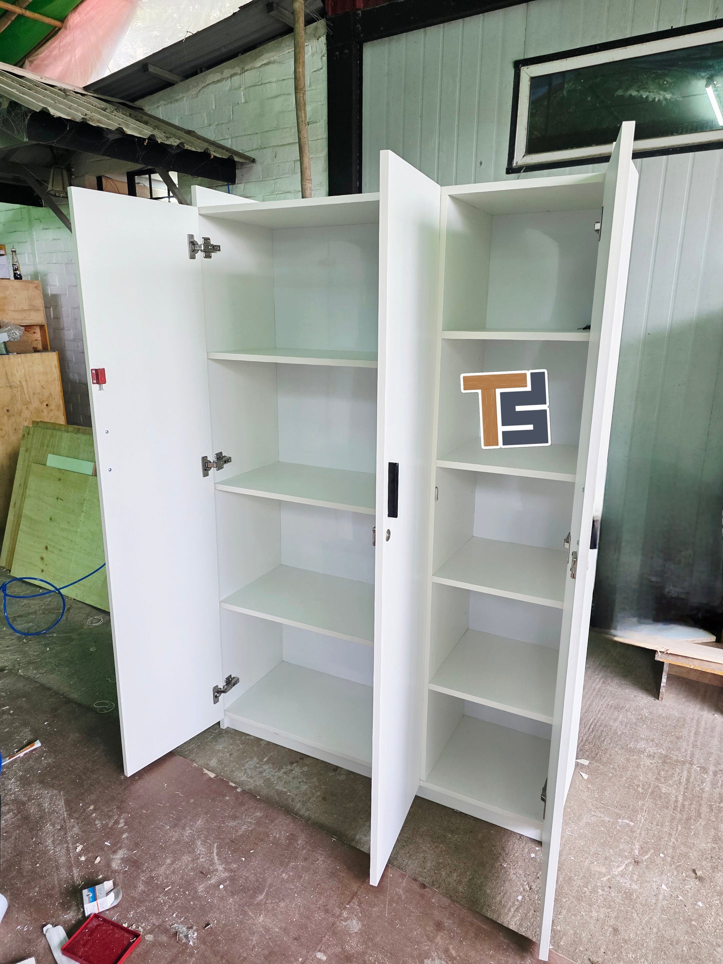 Wardrobe Rubber Blockboard With 3 Door  ( White ) 42 x 14 x66 Inches Code : T50