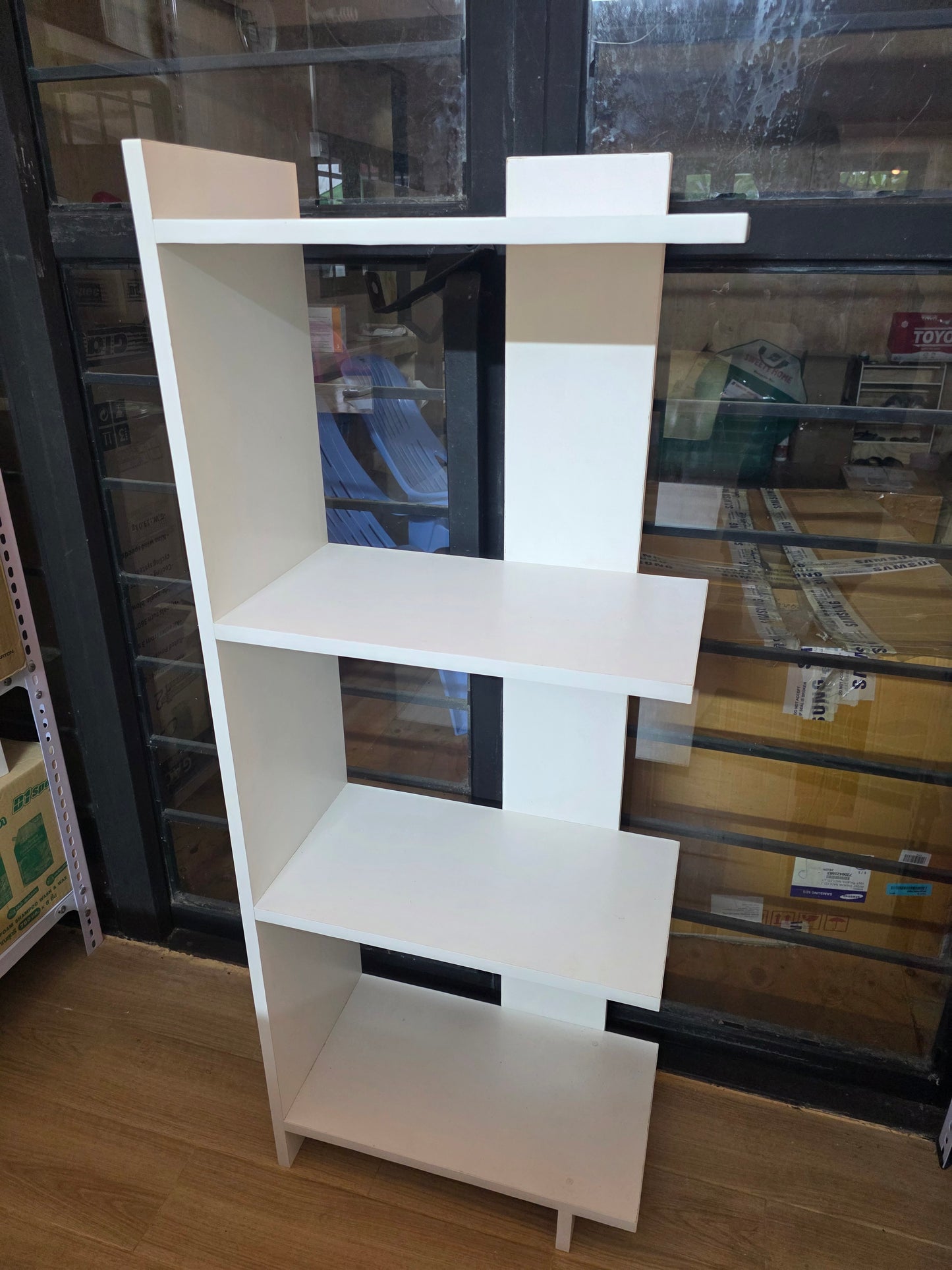 Book Shelf - Blockboard White - 4 Layer , Corner , L