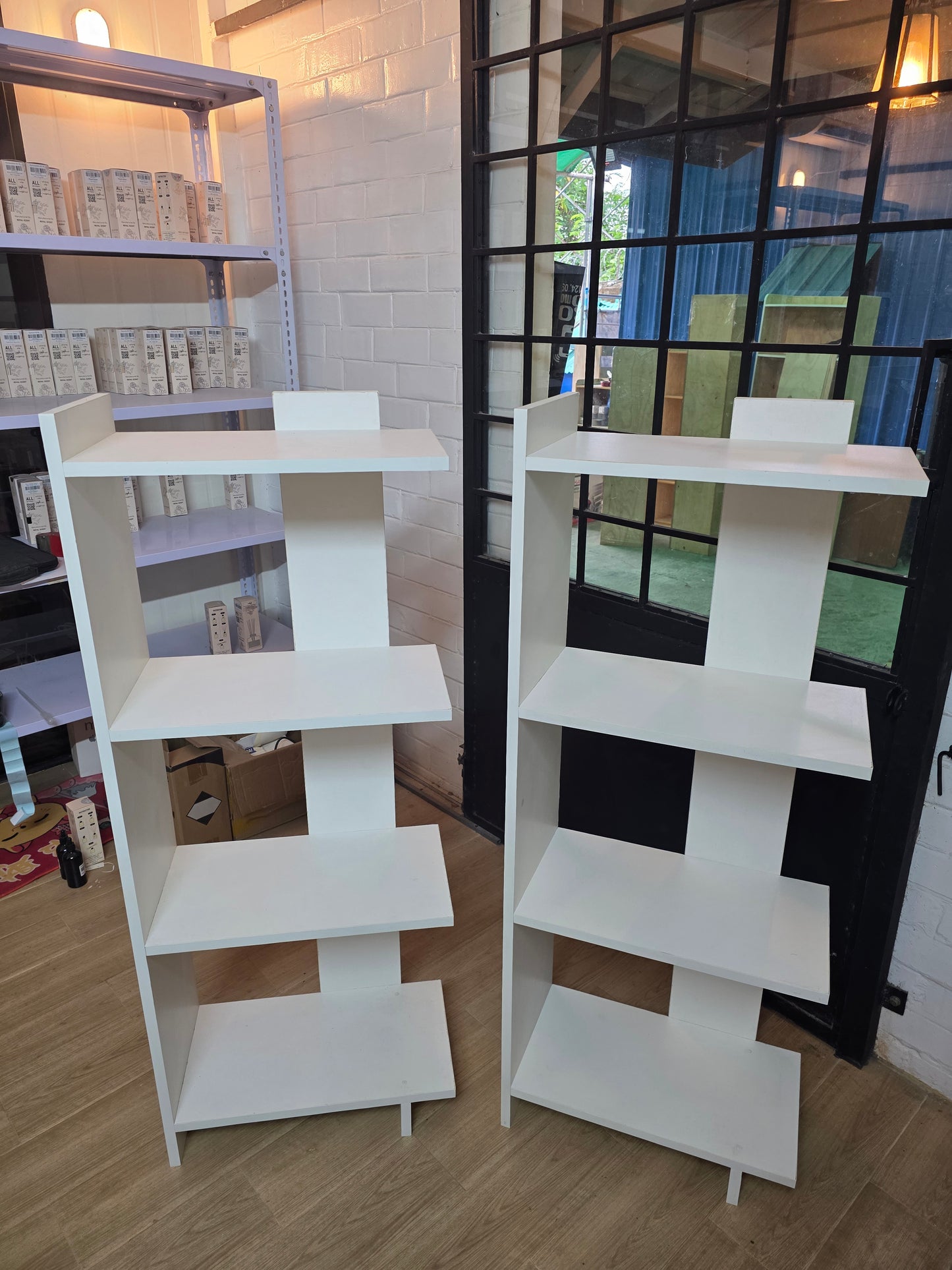 Book Shelf - Blockboard White - 4 Layer , Corner , L
