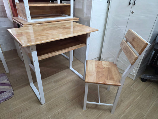 School Table & Chair Set with Layer